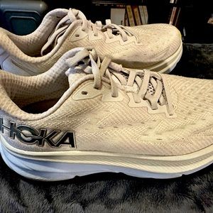 Women’s HOKA One One. W Clifton size 7B.  Only worn a couple times.